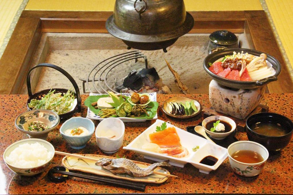 Jinkuro Hotel Takayama  Buitenkant foto