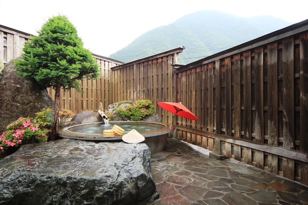 Jinkuro Hotel Takayama  Buitenkant foto