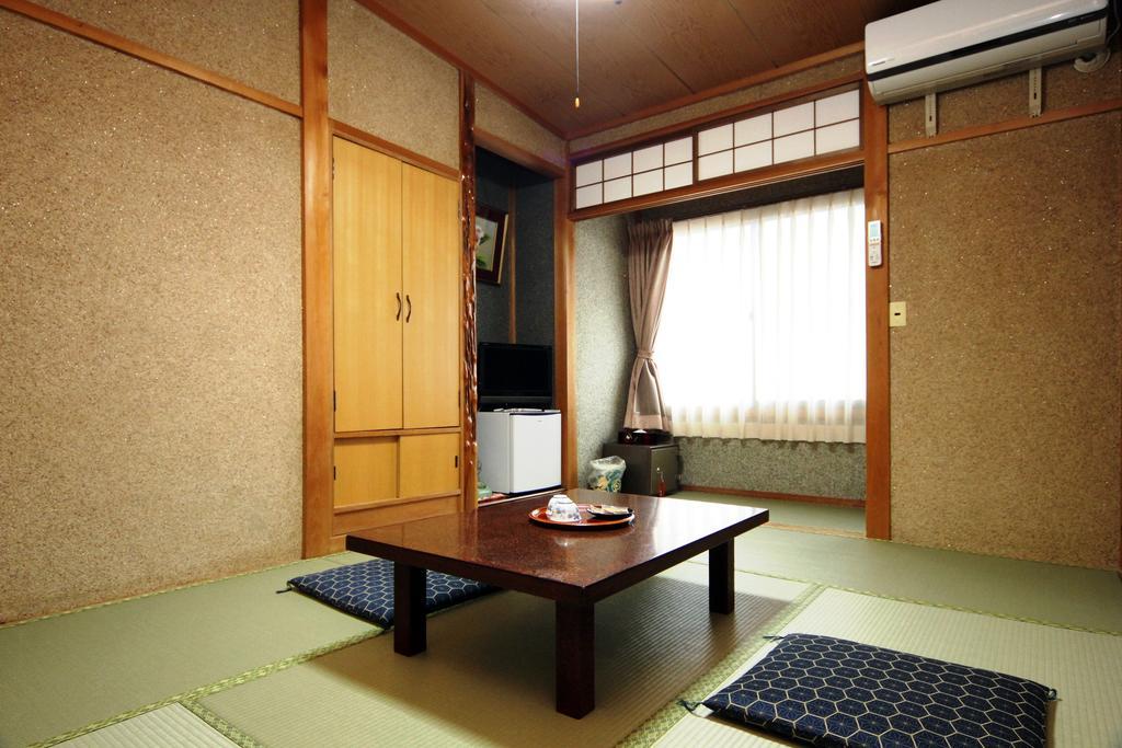 Jinkuro Hotel Takayama  Kamer foto