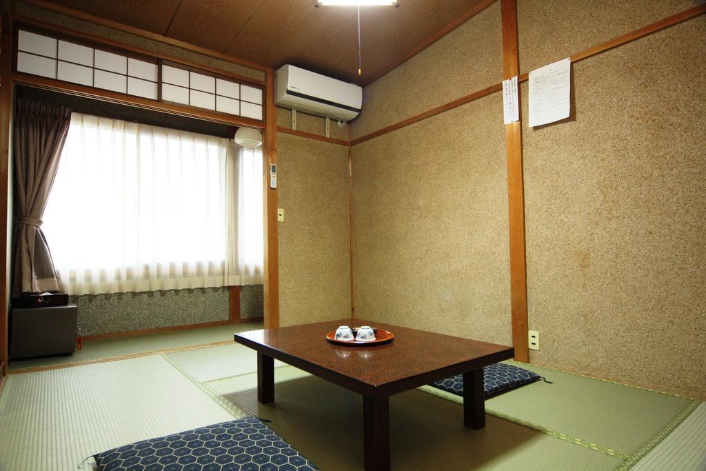 Jinkuro Hotel Takayama  Buitenkant foto